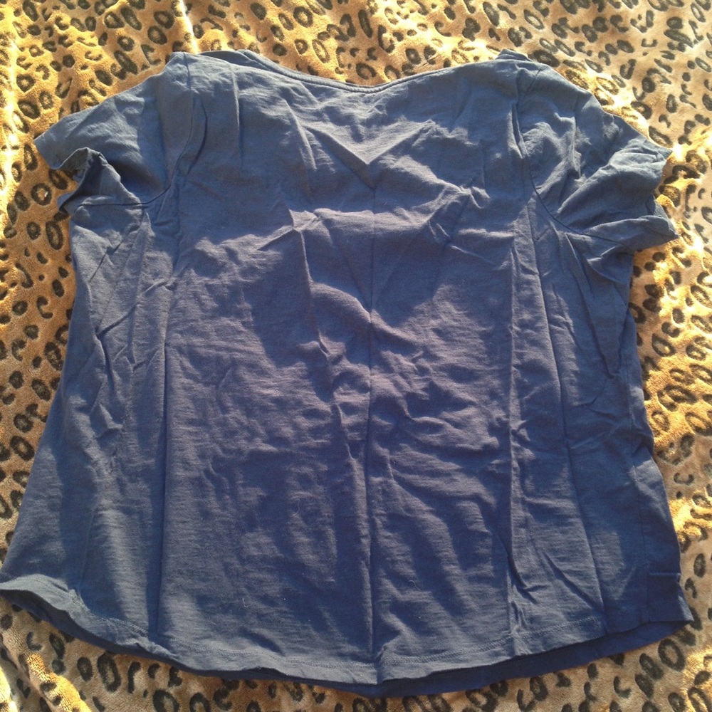 Metallic Pattern Tee - Picture 4 of 6